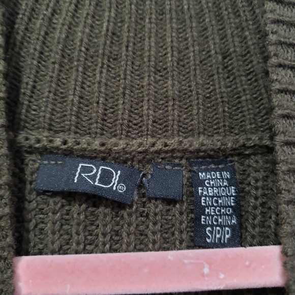 RDI oversized knit mock neck sweater with pocket - Picture 3 of 3